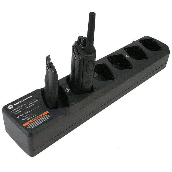 MOTOROLA 6 WAY CHARGER XT420/460