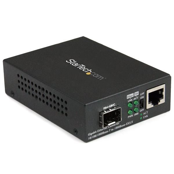 StarTech FIBER MEDIA CONVERTER WITH OPEN SFP SLOT