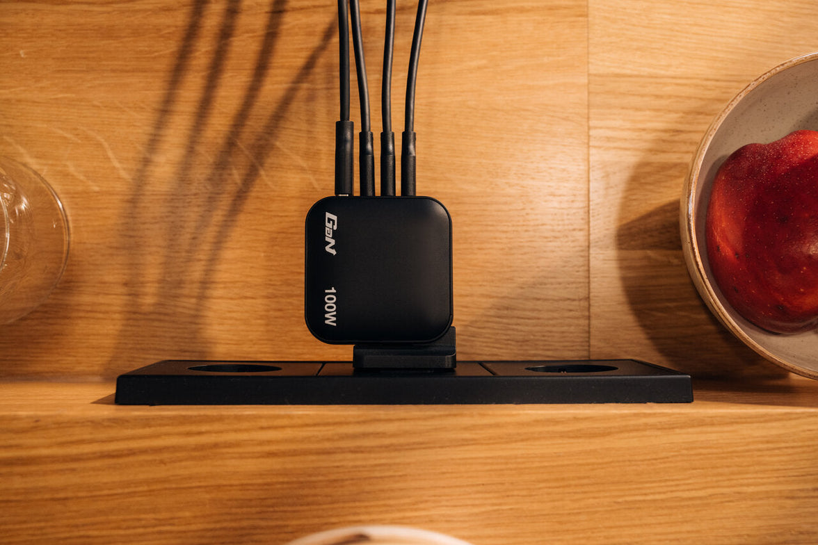 Verbatim MINI GAN Charger 100W 4 port